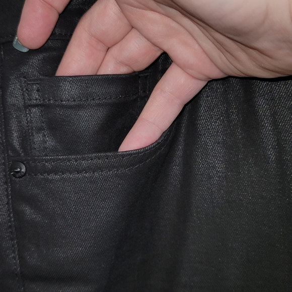 Lane Bryant Mid-Rise Super Stretch Pants w/Ruffled (Distressed) Hem - Size 16P - Picture 6 of 13